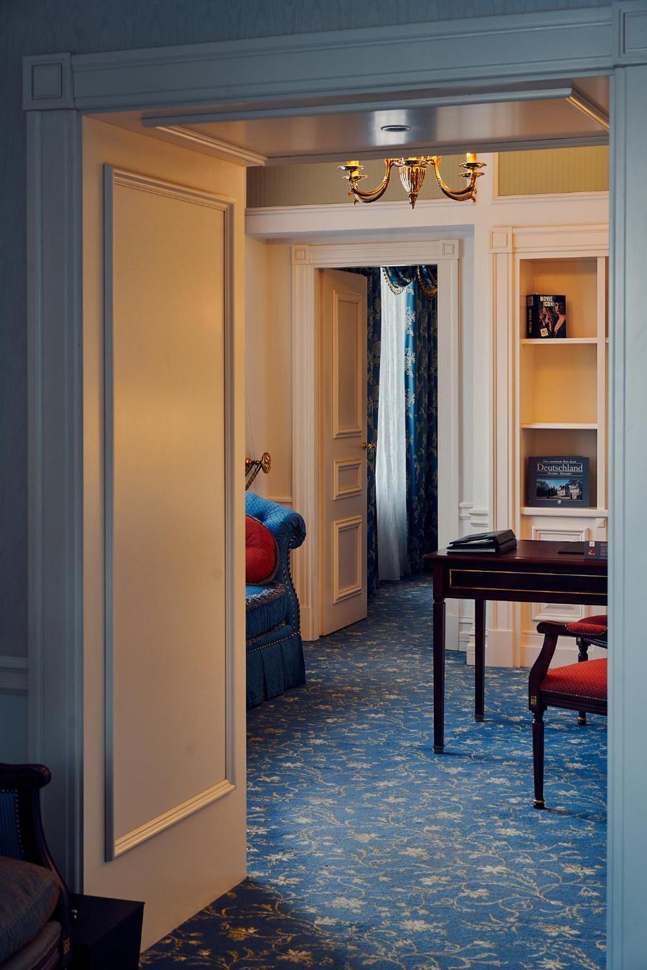 Fairmont Grand Hotel Kiev Dış mekan fotoğraf